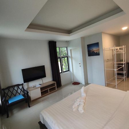 Baan Ampai Beach Hotel Hua Thanon  Extérieur photo